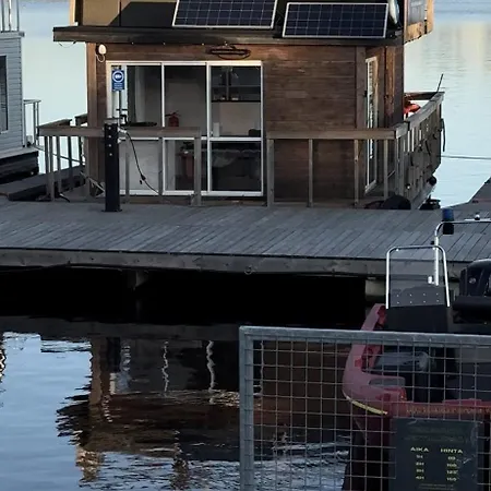 Saunaboat - Houseboat *
